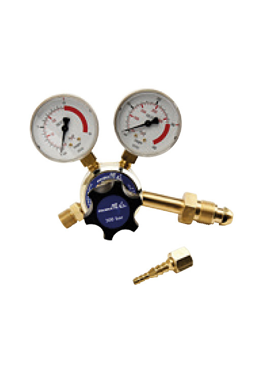 Two stage oxygen 10 bar regulator